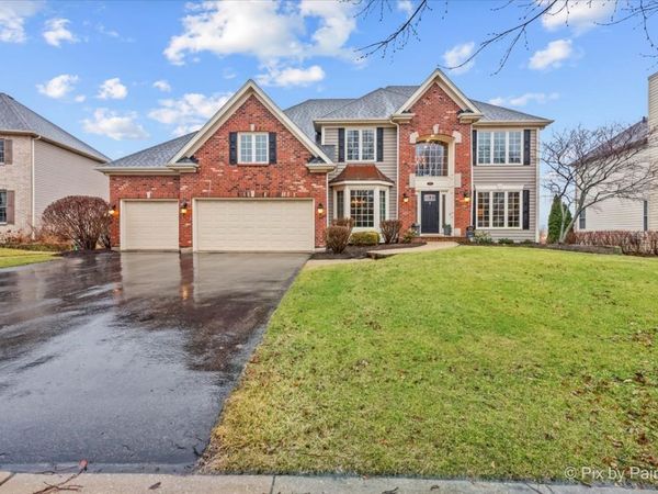 2941 Braemore Drive, West Chicago, IL 60185