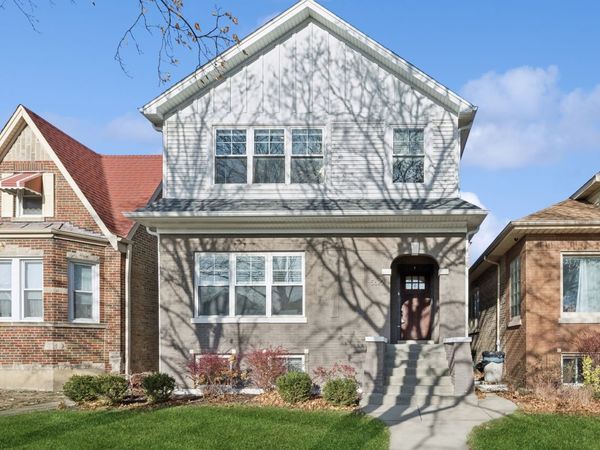 5622 W Pensacola Avenue, Chicago, IL 60634