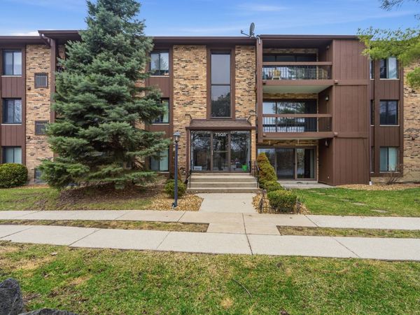 7505 175th Street, Unit 133, Tinley Park, IL 60477