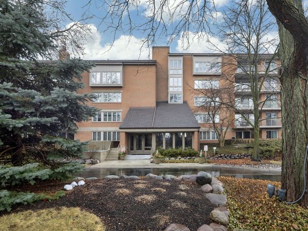 44 Park Lane, Unit 229, Park Ridge, IL 60068