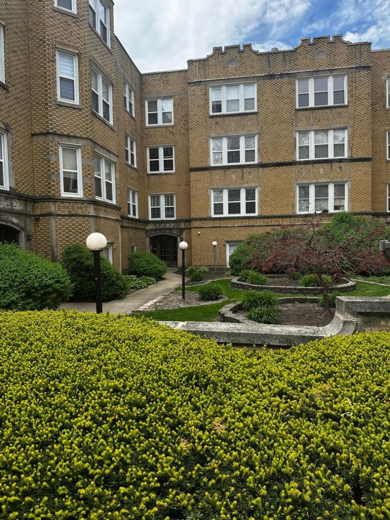 6316 N Richmond Street, Unit 2A, Chicago, IL 60659 Main Photo