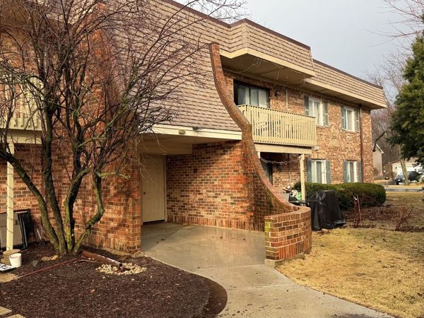 6S010 Steeple Run Drive, Unit 2D, Naperville, IL 60540
