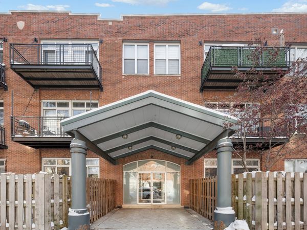 2333 W Saint Paul Avenue, Unit 333, Chicago, IL 60647
