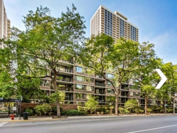 1555 N SANDBURG Terrace, Unit 406, Chicago, IL 60610