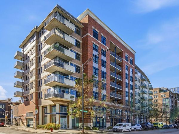 511 W Division Street, Unit 512, Chicago, IL 60610