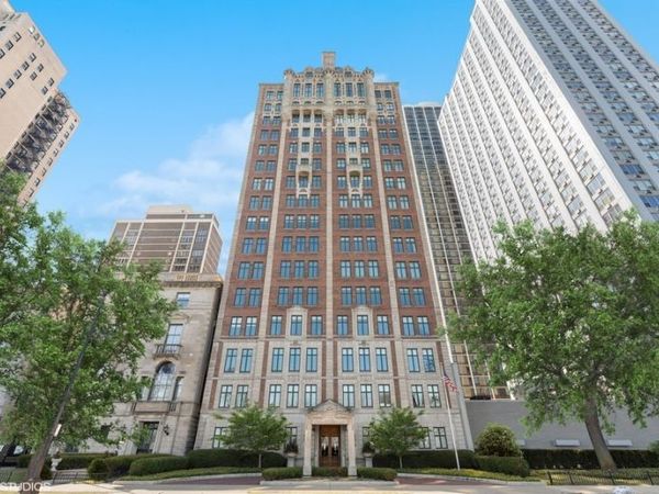 1540 N Lake Shore Drive, Unit 8N, Chicago, IL 60610