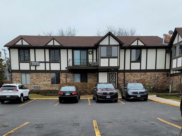 236 George Street , Unit B, Bensenville, IL 60106