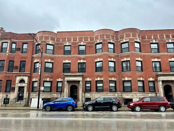 2910 N Halsted Street, Unit G, Chicago, IL 60657