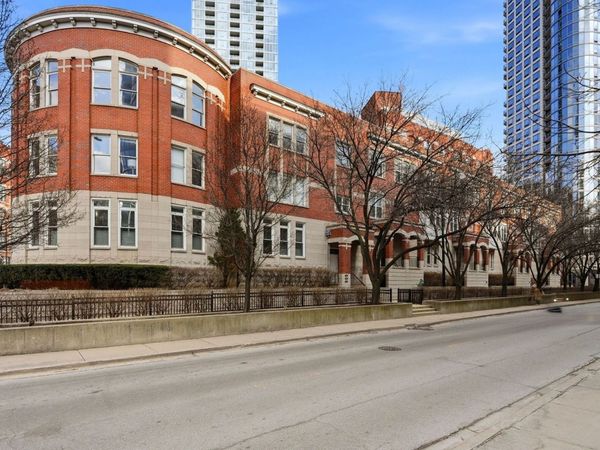 501 N Kingsbury Street, Unit G, Chicago, IL 60654