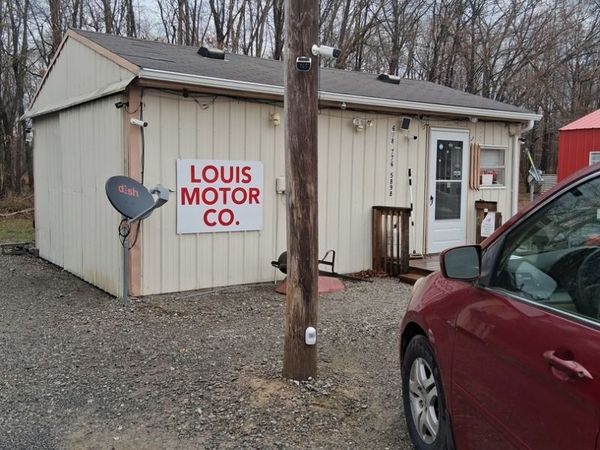 17092 Route 37 Highway N, Johnston City, IL 62951