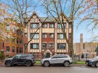 6912 N Ashland Avenue, Chicago, IL 60626 primary photo