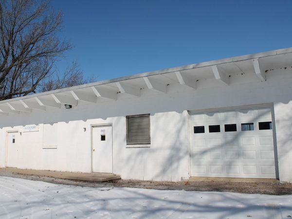 1200 W Sloan Street, Harrisburg, IL 62946