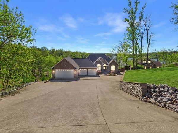 153 Chelsea Rd, Eddyville, KY 42038