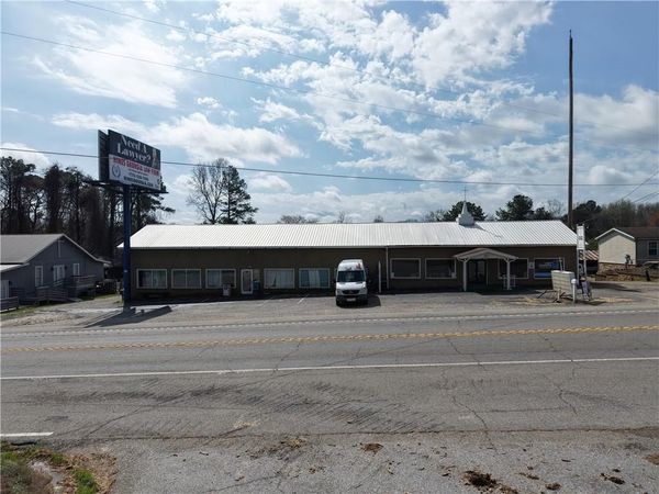 4625 Canton Highway, Unit B, Cumming, GA 30040
