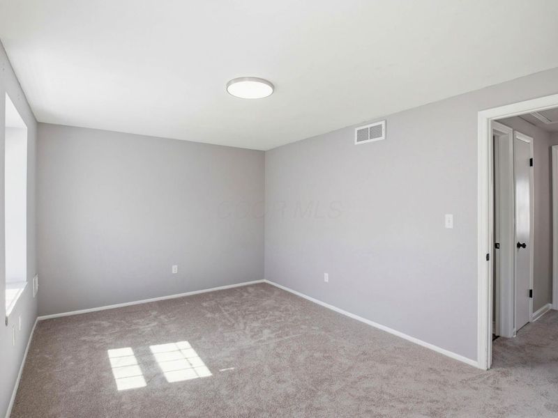 614 Dlyn Street, Columbus, OH 43228 Photo 25