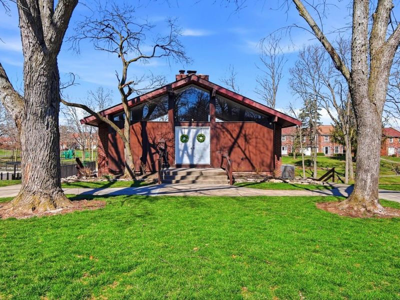 614 Dlyn Street, Columbus, OH 43228 Photo 35