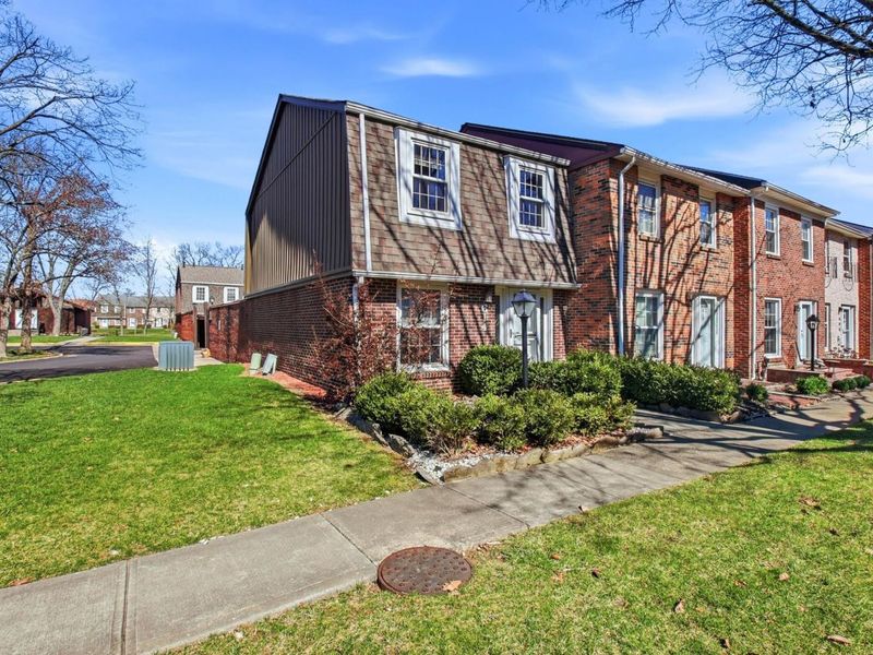 614 Dlyn Street, Columbus, OH 43228 Photo 45