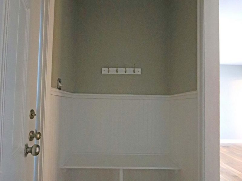 811 Chestershire Road, Columbus, OH 43204 Photo 2