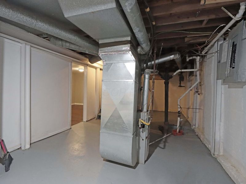 811 Chestershire Road, Columbus, OH 43204 Photo 20