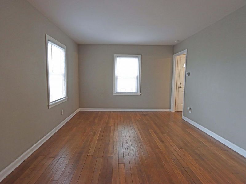 811 Chestershire Road, Columbus, OH 43204 Photo 3