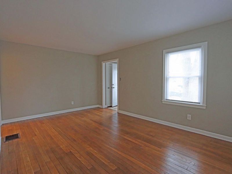 811 Chestershire Road, Columbus, OH 43204 Photo 4