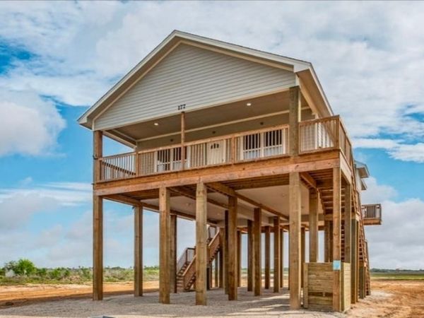 177 Powderhorn Lane , Port Lavaca, TX 77979