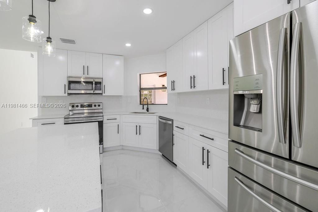 8940 SW 4th Ter, Miami, FL 33174 Photo