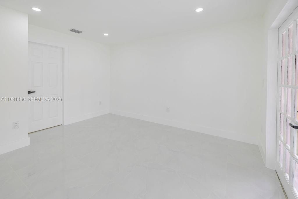 8940 SW 4th Ter, Miami, FL 33174 Photo