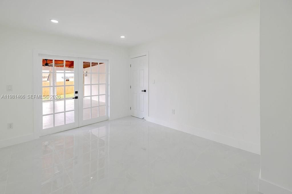 8940 SW 4th Ter, Miami, FL 33174 Photo