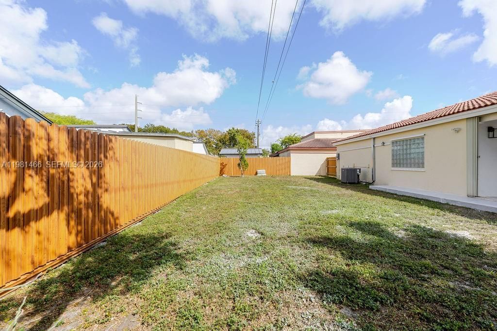 8940 SW 4th Ter, Miami, FL 33174 Photo