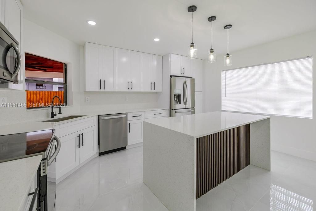 8940 SW 4th Ter, Miami, FL 33174 Photo