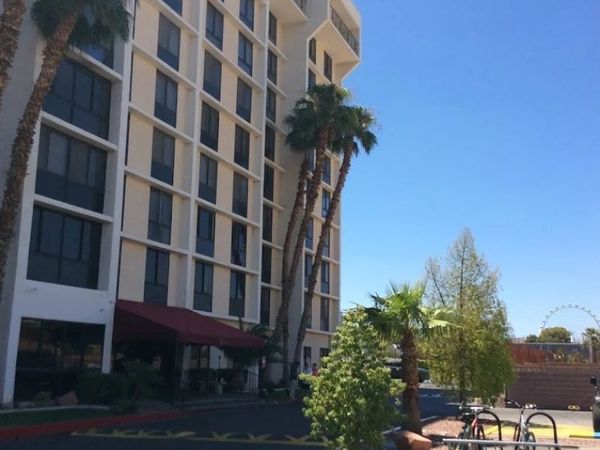 3930 University Center Drive, Unit 1002, Las Vegas, NV 89119