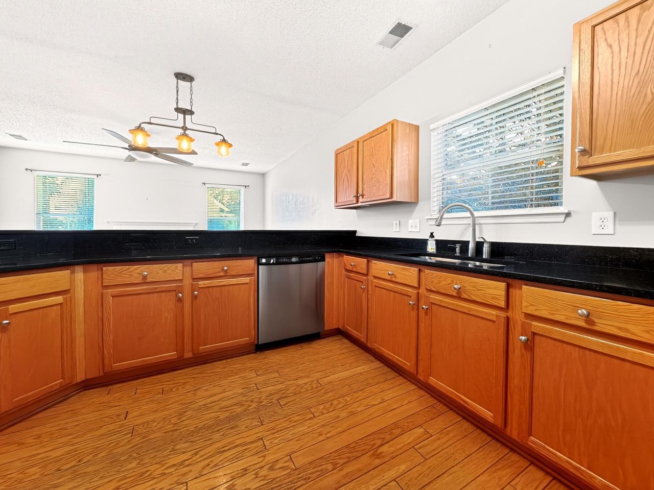 91 Cross Timbers Drive Photo 21