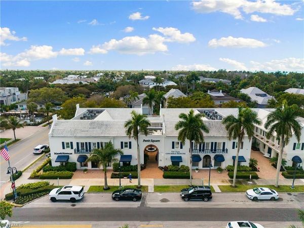 292 14th AVE S, Unit A, NAPLES, FL 34102