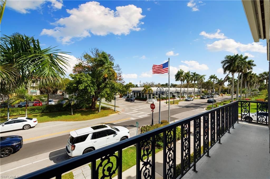 292 14th Ave S, Unit A, Naples, FL 34102 Photo