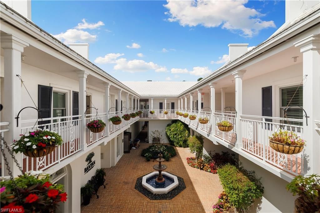 292 14th Ave S, Unit A, Naples, FL 34102 Photo