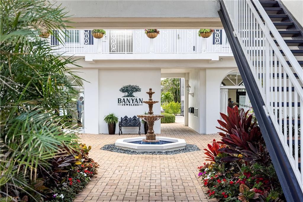292 14th Ave S, Unit A, Naples, FL 34102 Photo