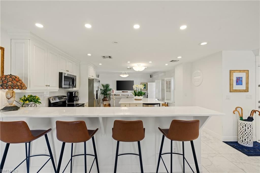 292 14th Ave S, Unit A, Naples, FL 34102 Photo