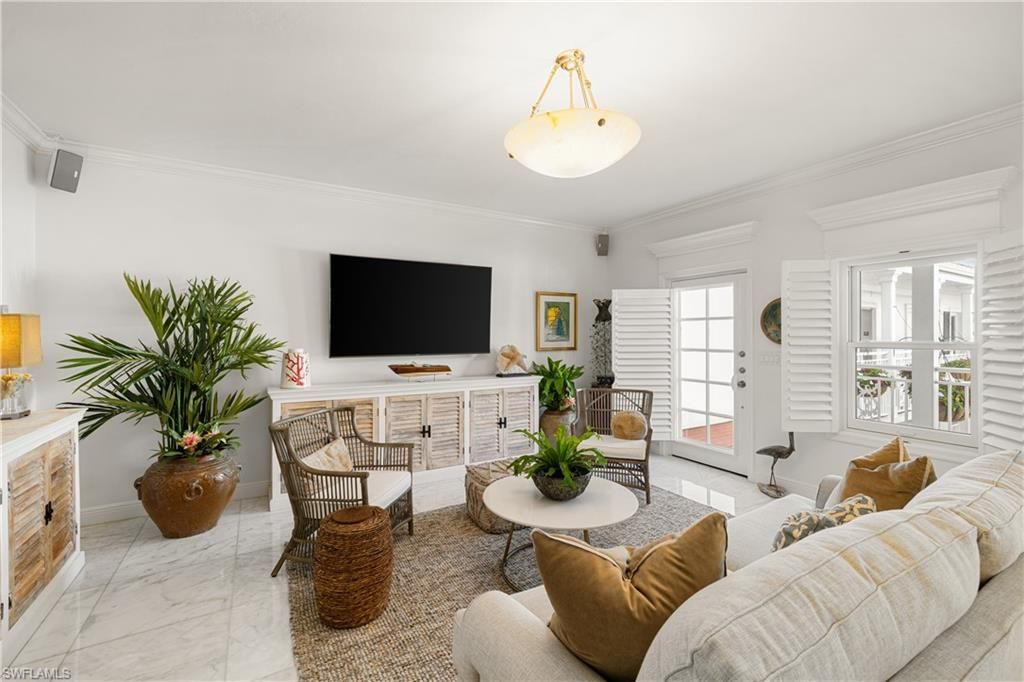 292 14th Ave S, Unit A, Naples, FL 34102 Photo