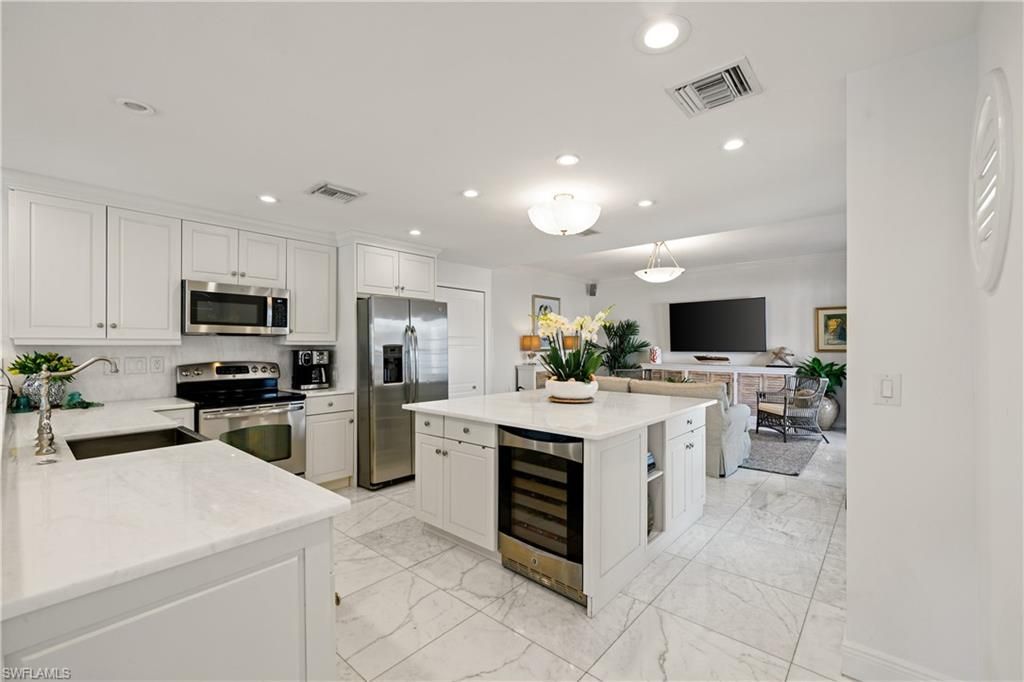 292 14th Ave S, Unit A, Naples, FL 34102 Photo