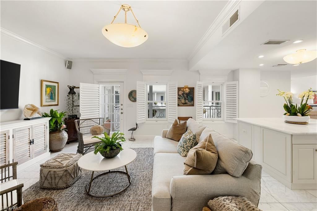 292 14th Ave S, Unit A, Naples, FL 34102 Photo