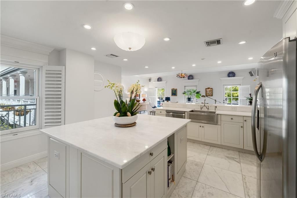 292 14th Ave S, Unit A, Naples, FL 34102 Photo