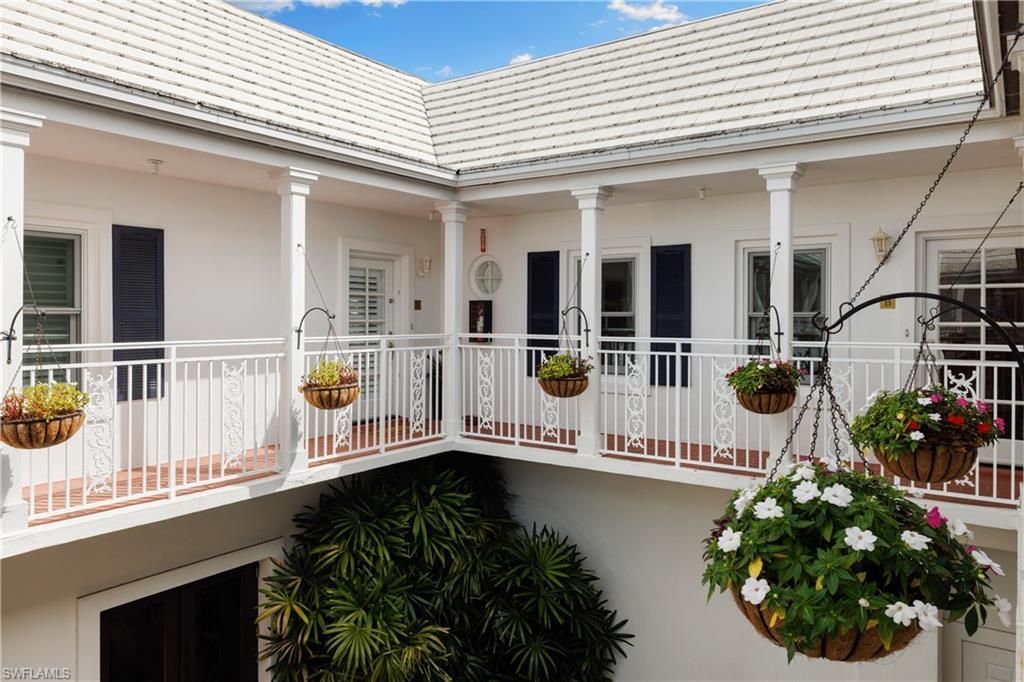 292 14th Ave S, Unit A, Naples, FL 34102 Photo