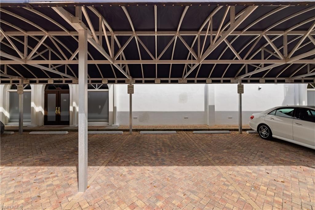 292 14th Ave S, Unit A, Naples, FL 34102 Photo