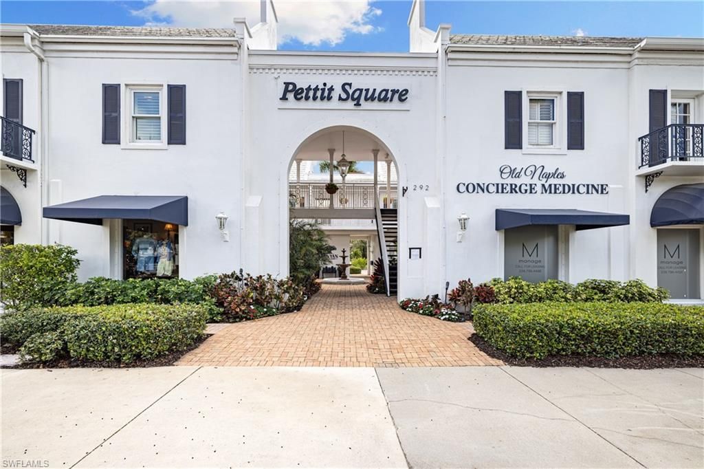 292 14th Ave S, Unit A, Naples, FL 34102 Photo