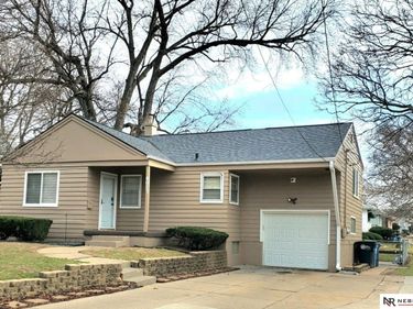 4657 Martha Street, Omaha, NE 68106