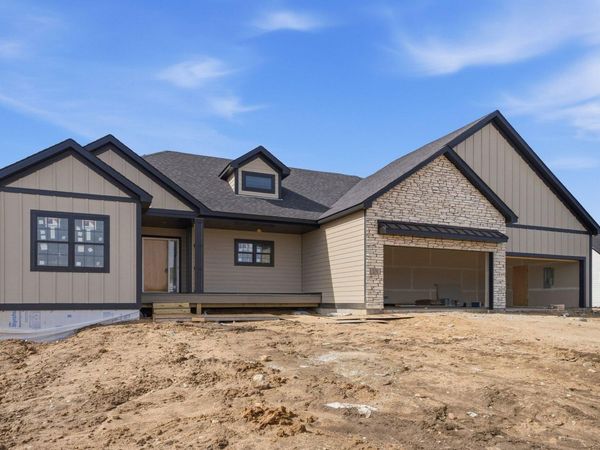 376 Moelter Lane, Hudson, WI 54016