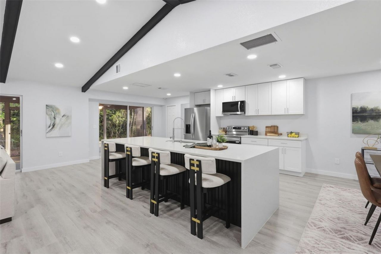 300 E Sweetwater Creek Drive , Longwood, FL 32779 Photo