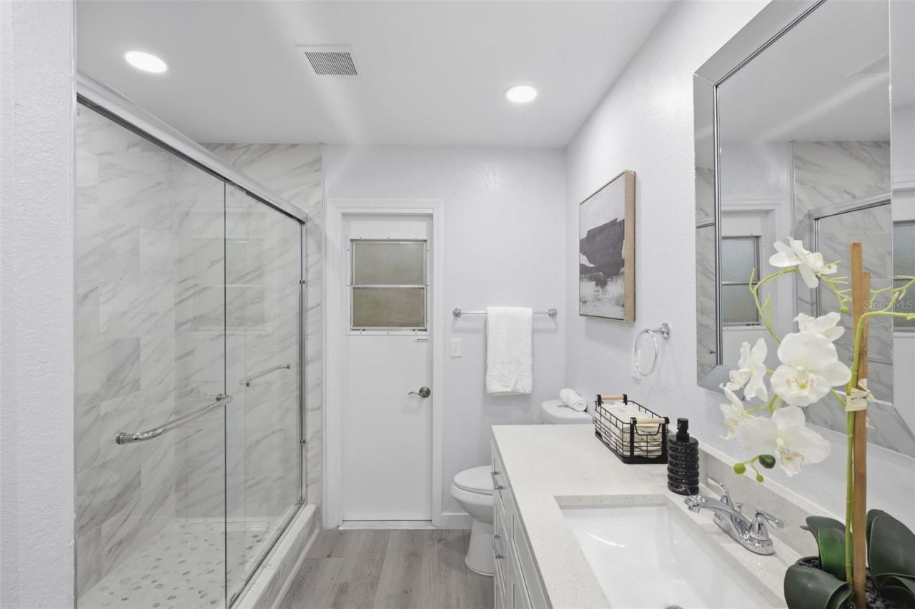 300 E Sweetwater Creek Drive , Longwood, FL 32779 Photo