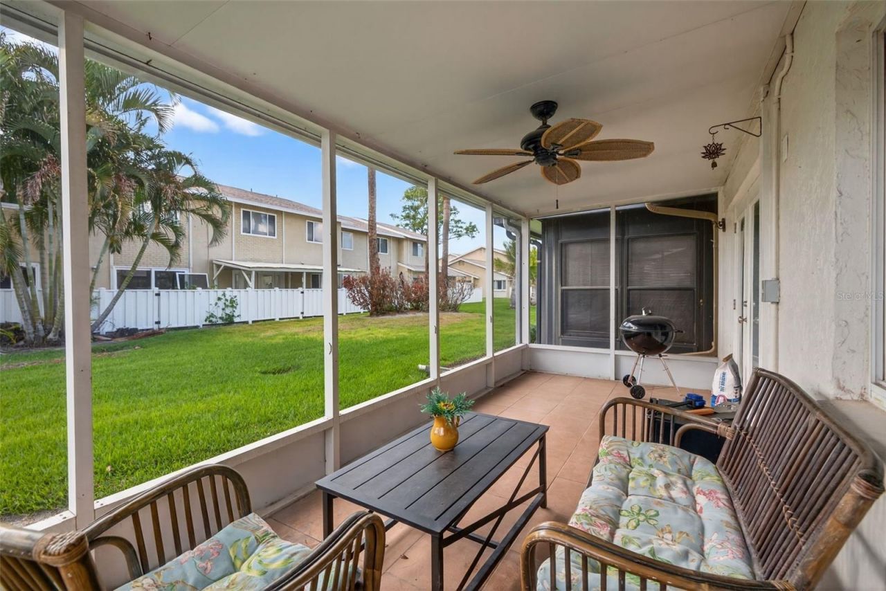 6490 Cape Hatteras Way Ne, Unit 2, Saint Petersburg, FL 33702 Photo